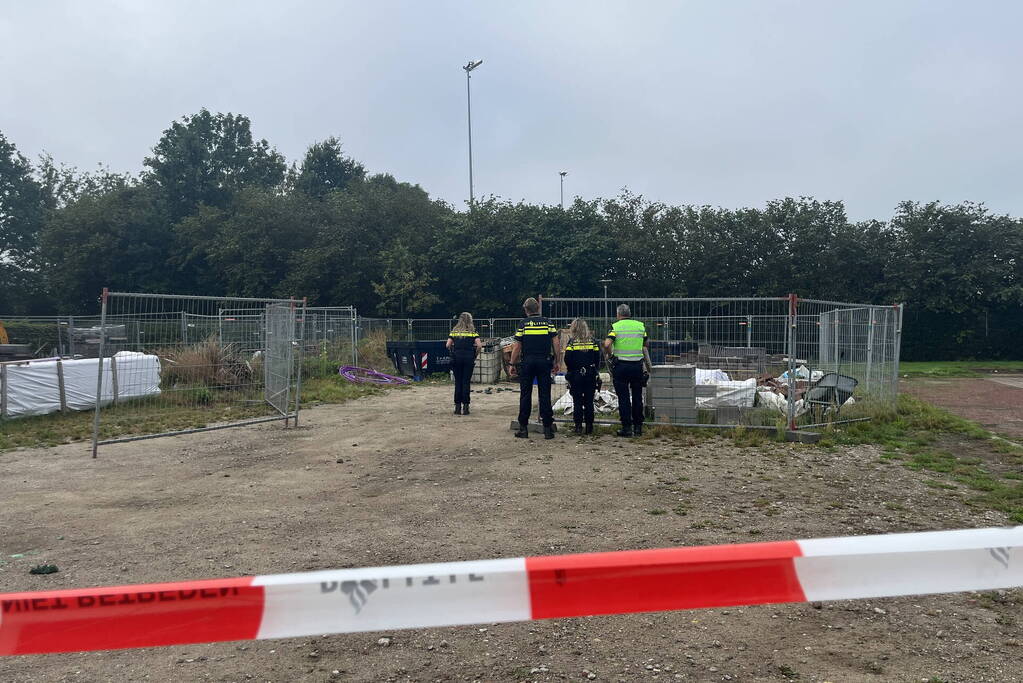 Parkeerplaats afgesloten vanwege onderzoek naar gevaarlijke stoffen