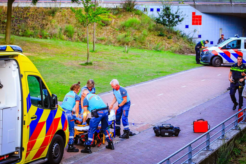 Persoon ernstig gewond na mishandeling