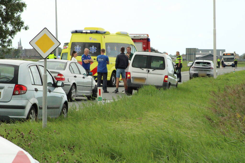 Gewonde bij botsing op kruising