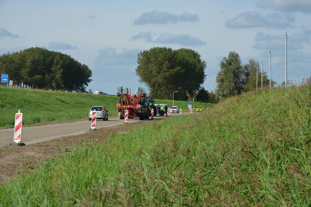 Persoon in botsing met tractor