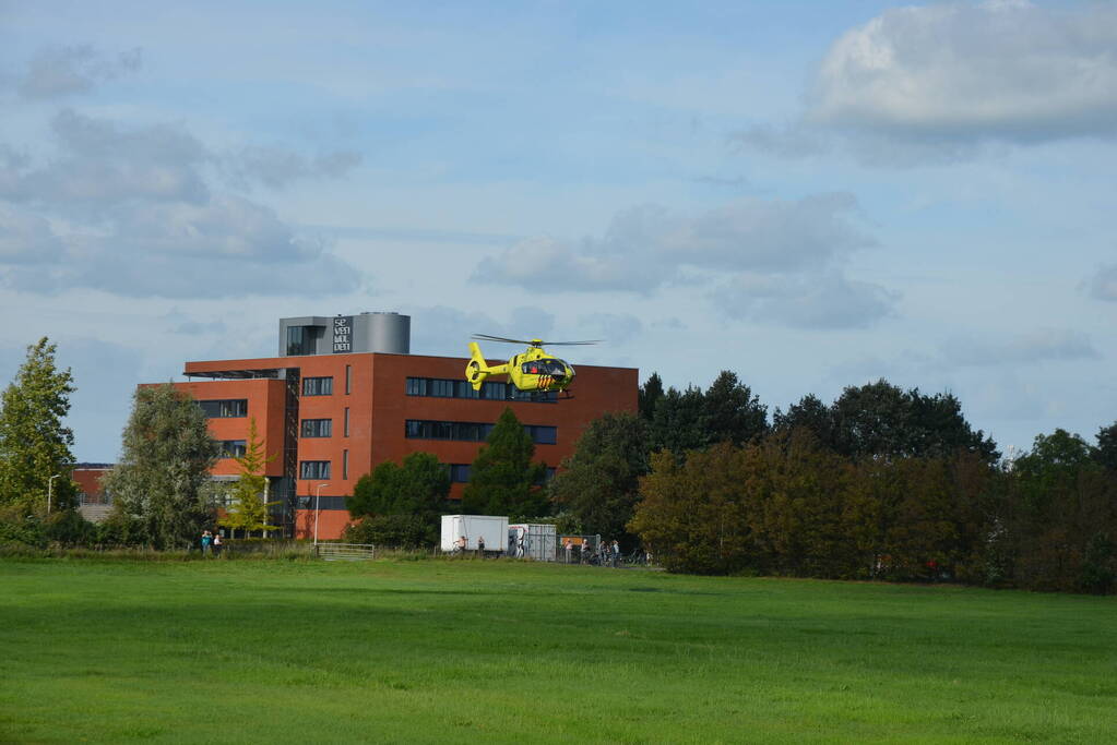 Persoon in botsing met tractor