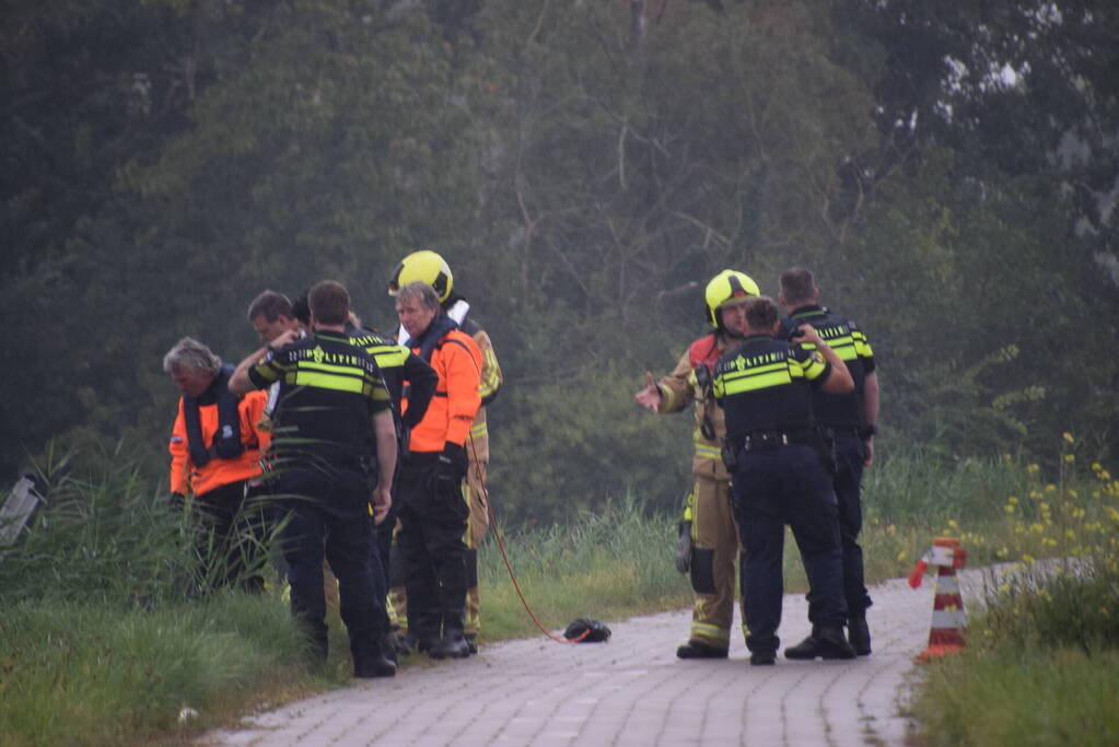 Overleden persoon aangetroffen in water