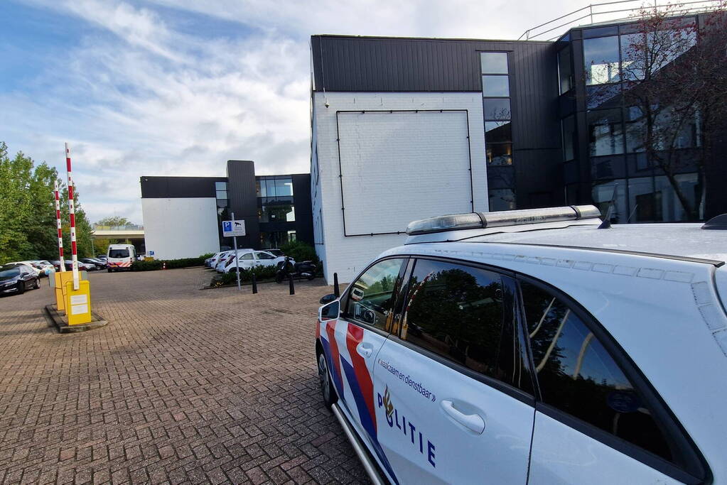 Persoon met steekwonden aangetroffen bij hotel