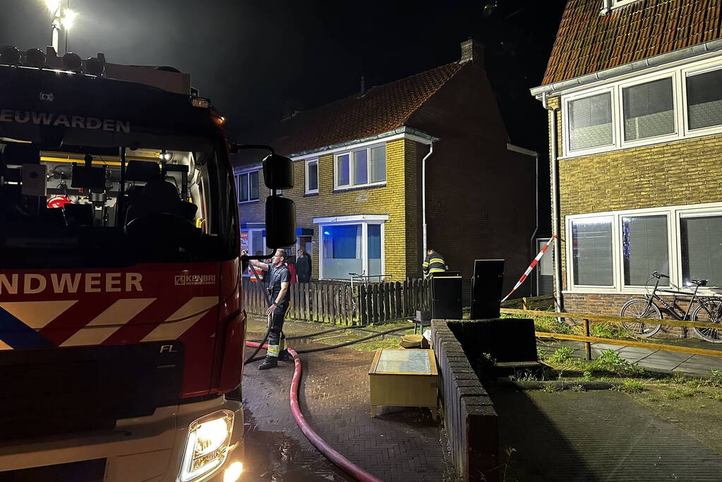 Schuur met asbest in brand