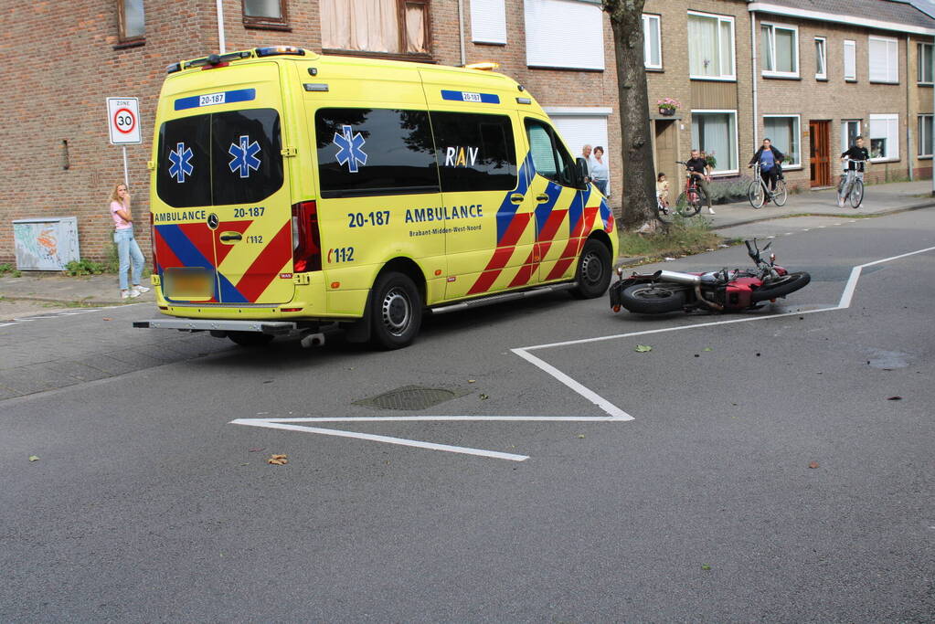 Motorrijder hard ten val