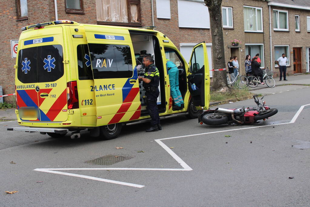 Motorrijder hard ten val