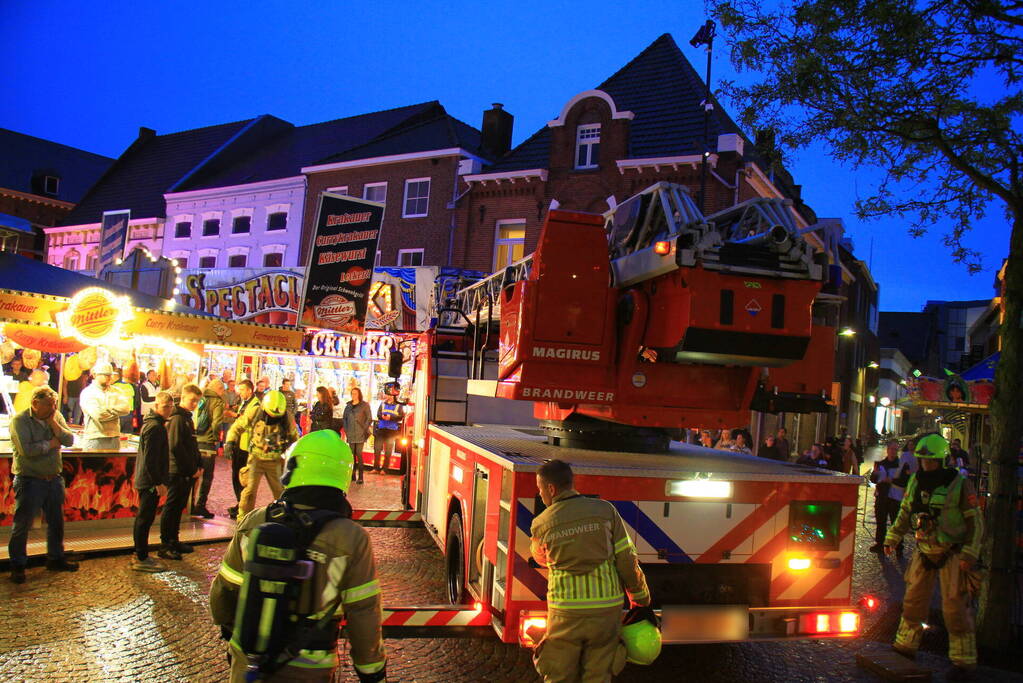 Grote brandoefening op kermis