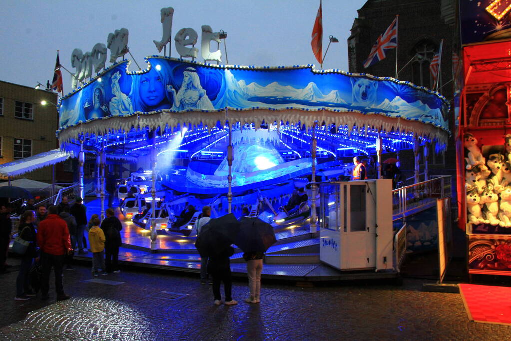 Grote brandoefening op kermis