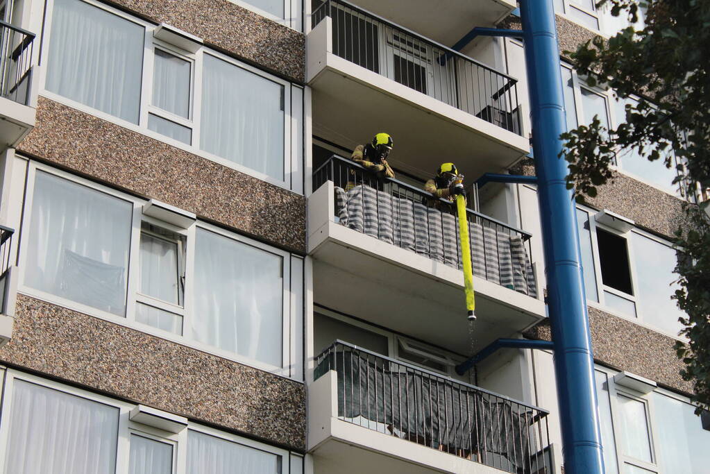 Rookontwikkeling in flat na brand