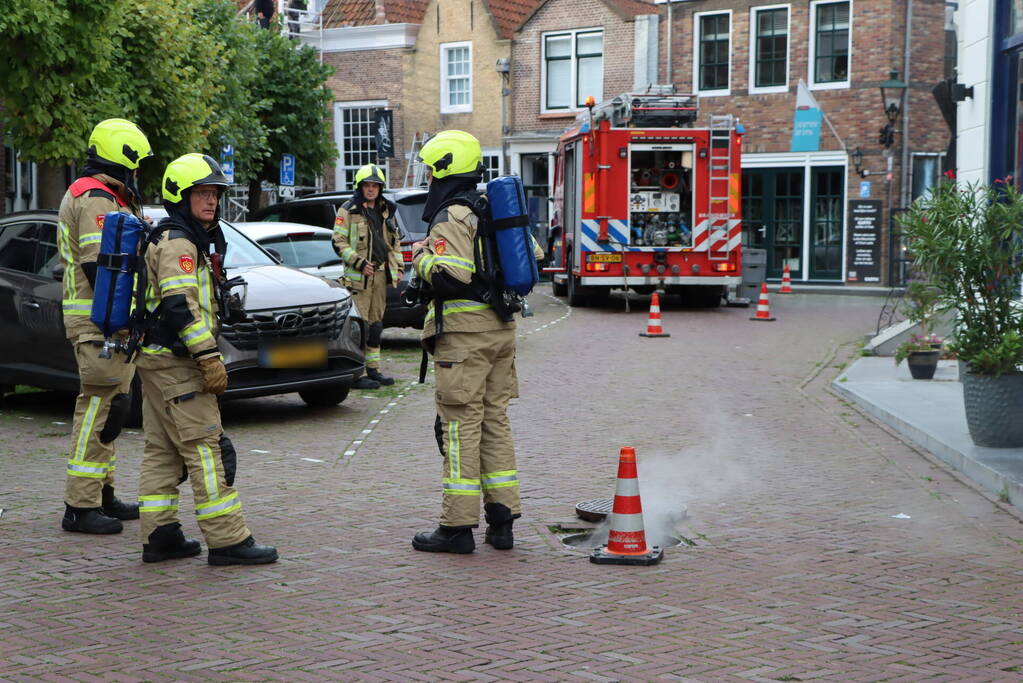 Brandweer ingezet voor rookontwikkeling in riool