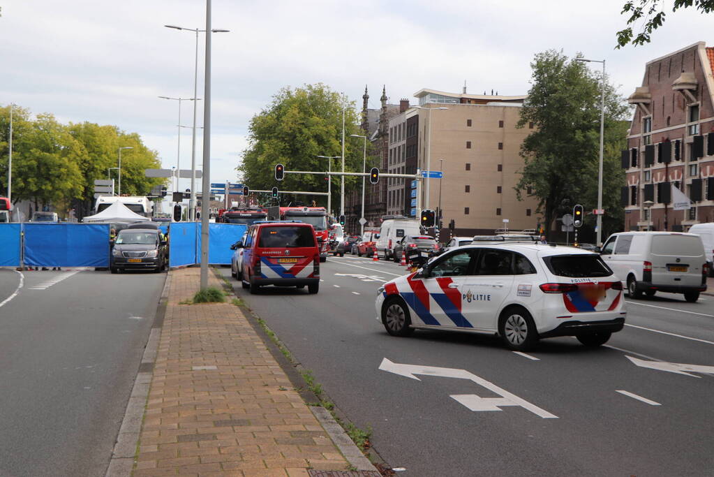 Fietser overleden bij aanrijding met bus