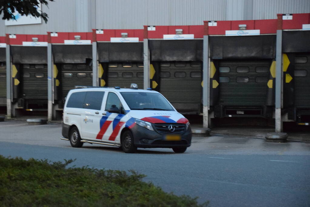 Overleden persoon aangetroffen in vrachtwagen