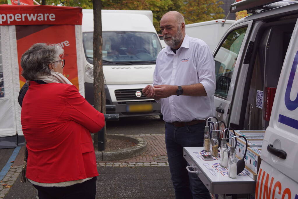 Geur van een xtc-laboratorium te ruiken op de markt