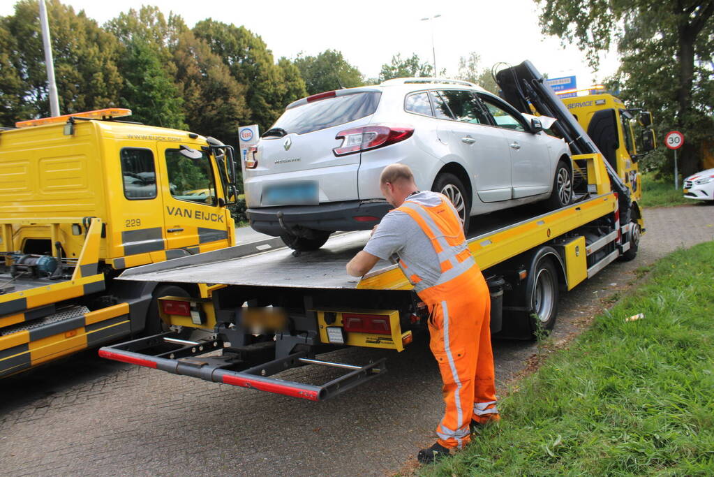 Vijf personenauto's betrokken bij aanrijding