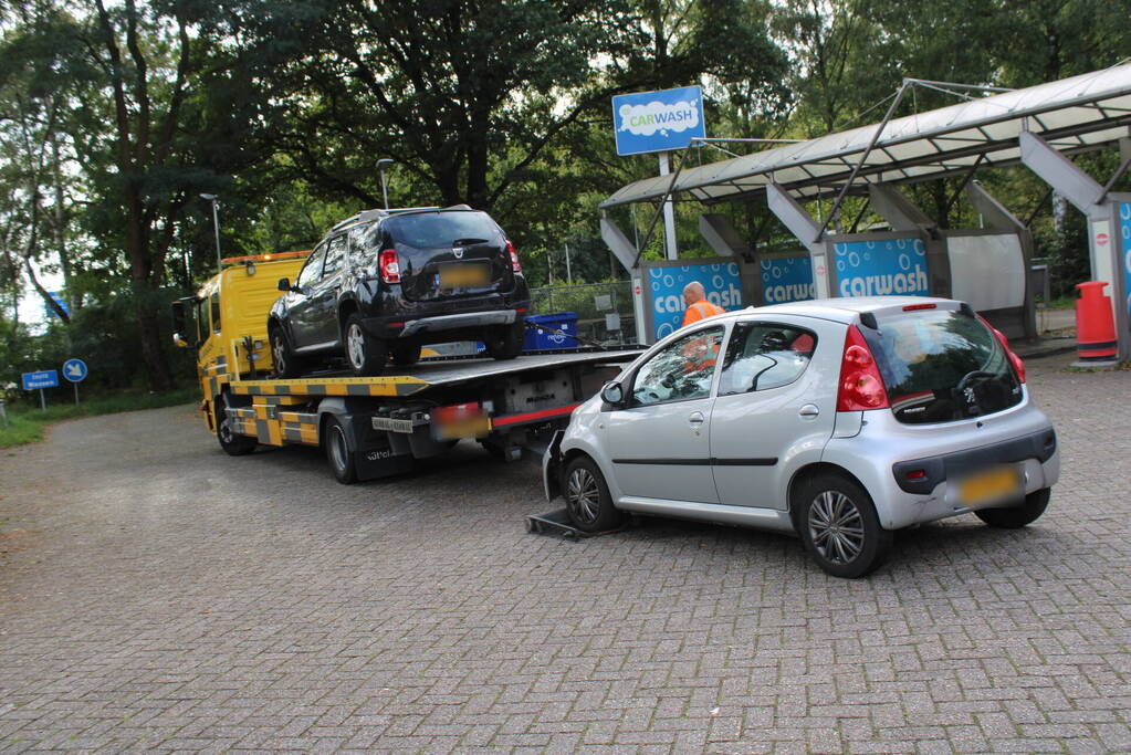 Vijf personenauto's betrokken bij aanrijding