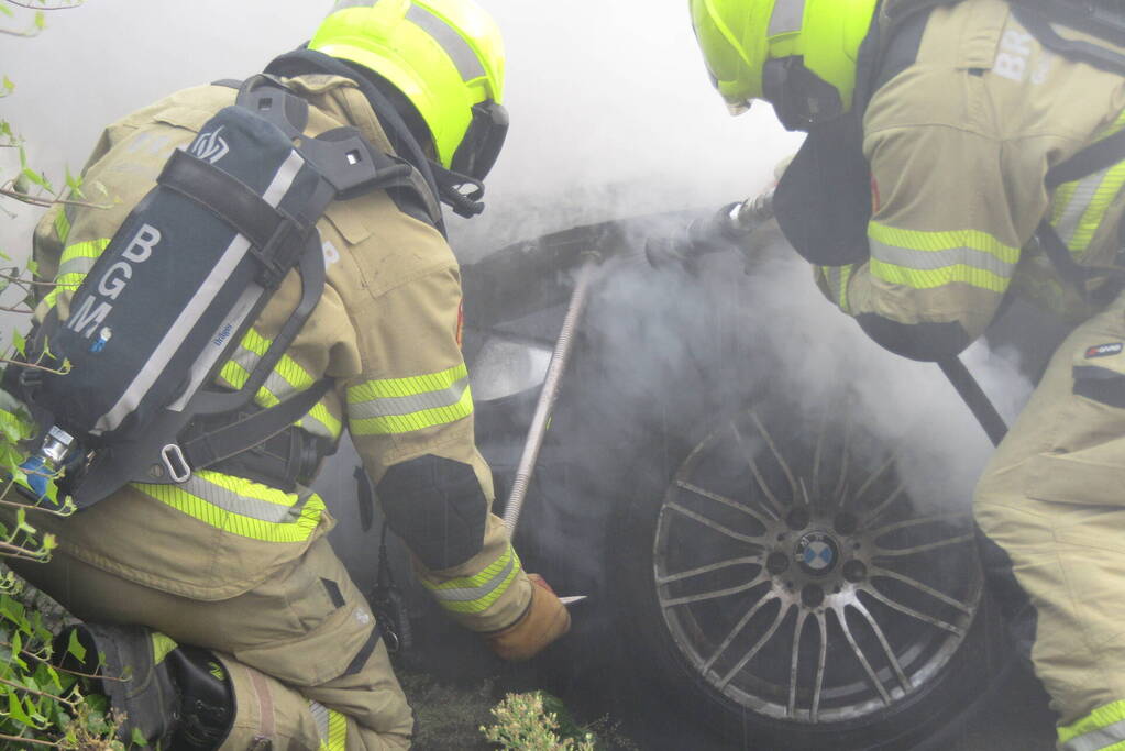 Auto flink beschadigd door brand