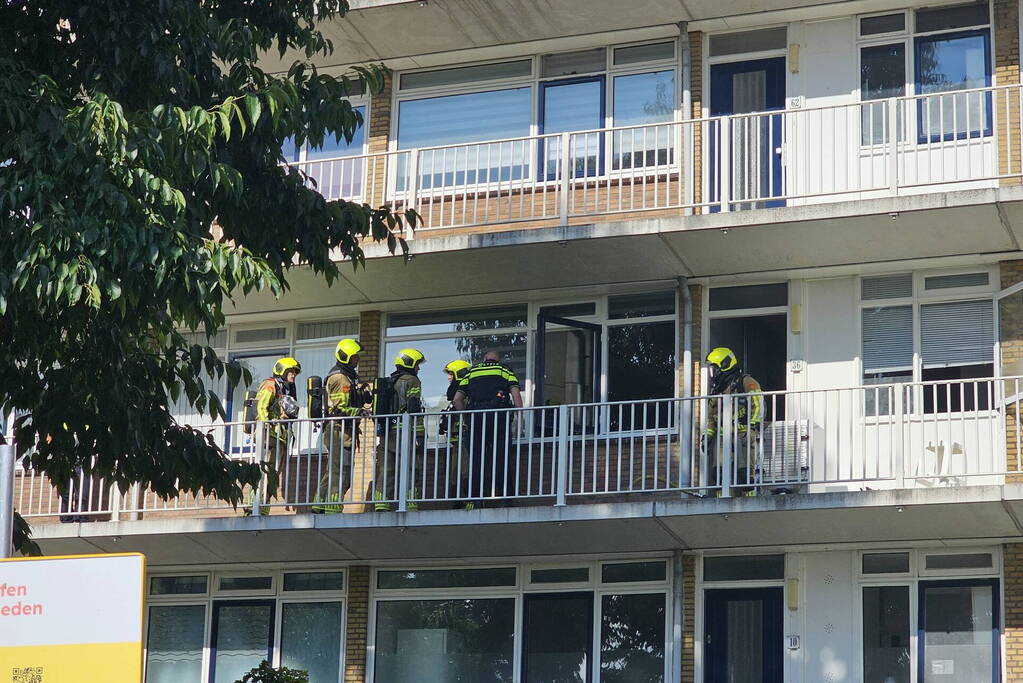 Persoon gewond bij brand in flatwoning