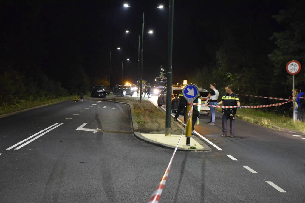 Achtervolging eindigt in crash, Maserati zwaar beschadigd