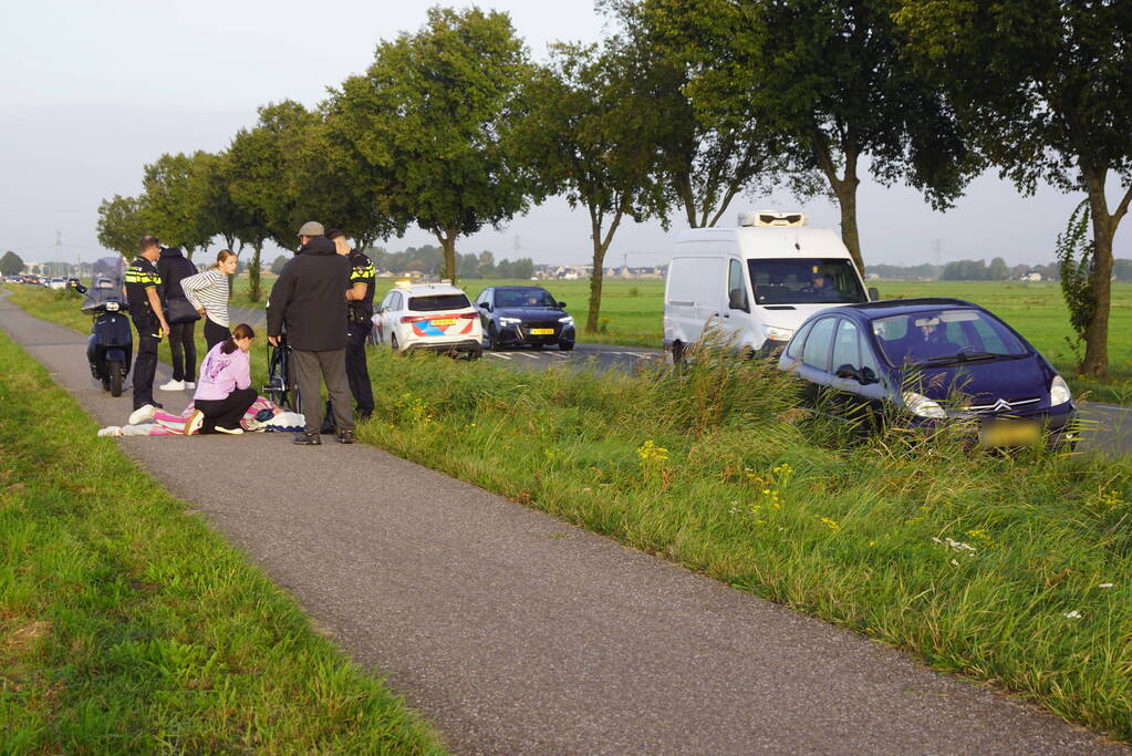 Dame gewond bij ongeval op fietspad