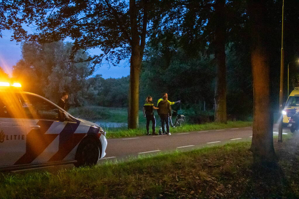 Scooter en fietser in botsing