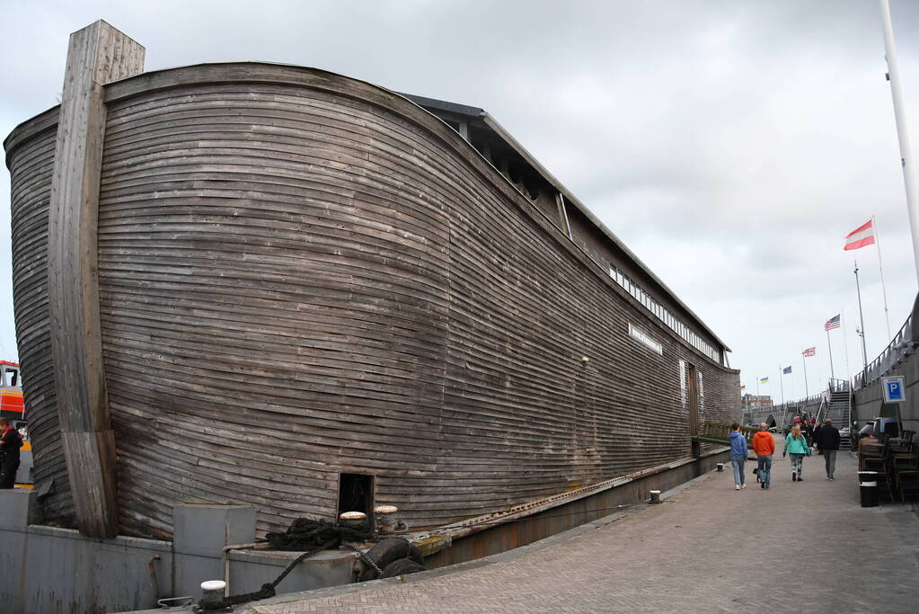 Arkmuseum aangekomen in haven