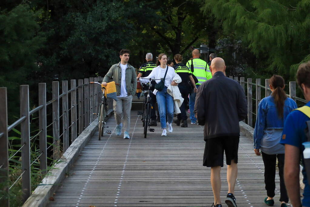 Fietser ernstig gewond bij botsing met politieauto