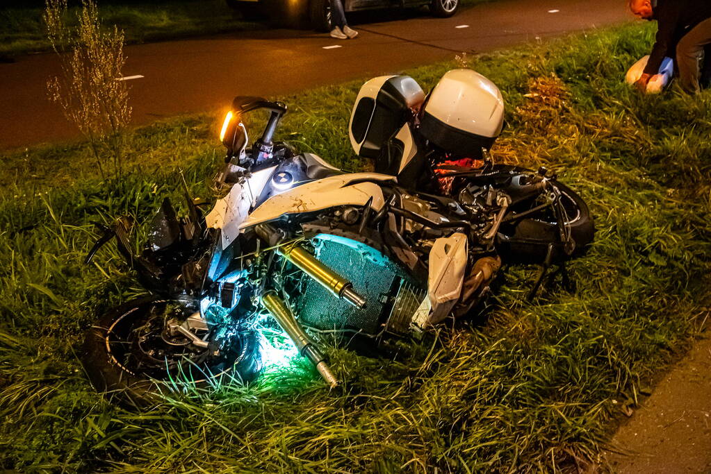 Motorrijder gewond bij eenzijdig ongeval