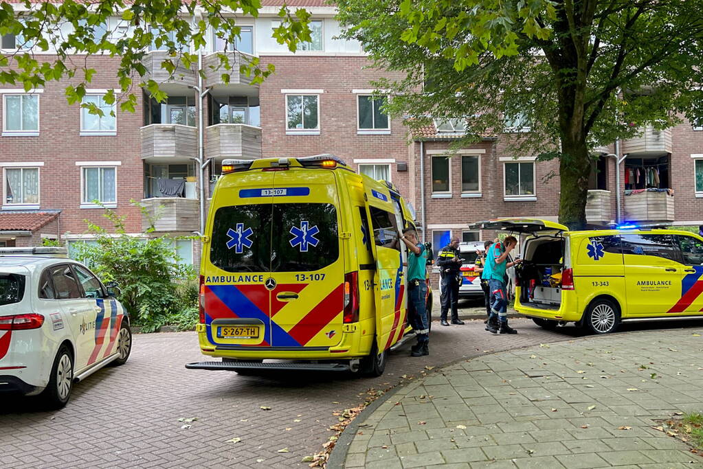 Persoon gewond hij steekincident