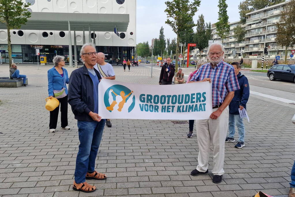 Demonstratie door XR voor gemeentehuis