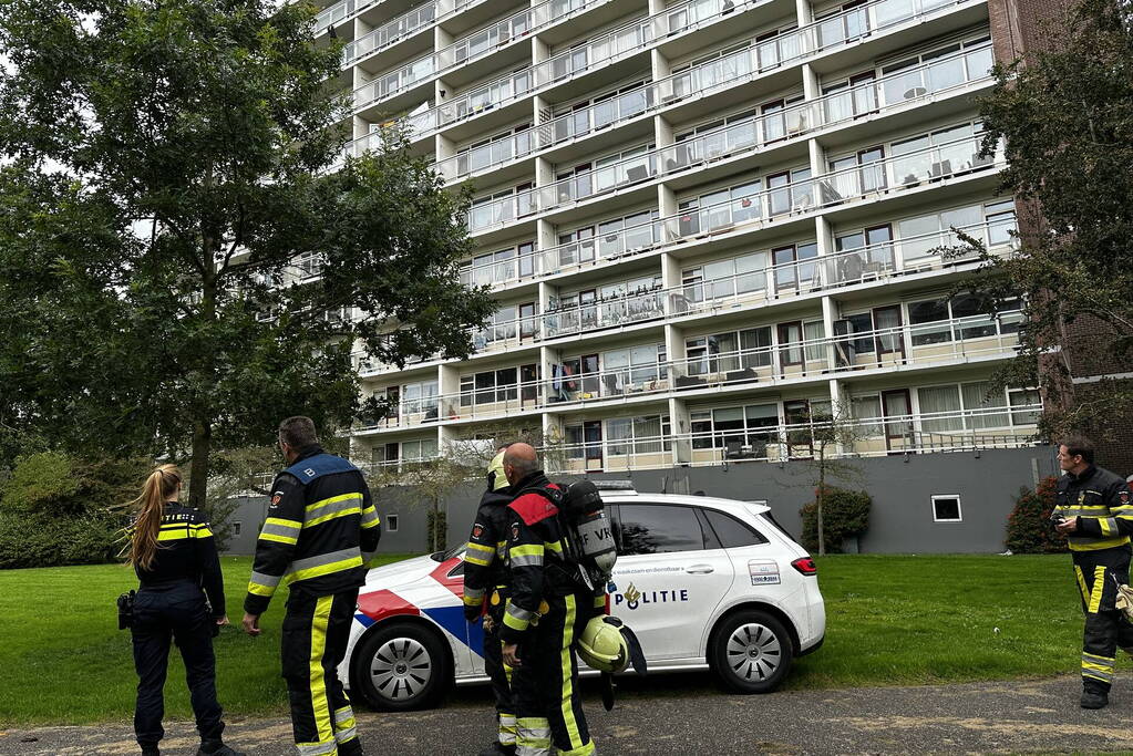 Brandweer ingezet voor rookontwikkeling van bbq op balkon