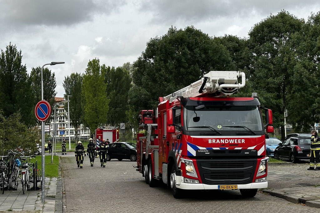 Brandweer ingezet voor rookontwikkeling van bbq op balkon