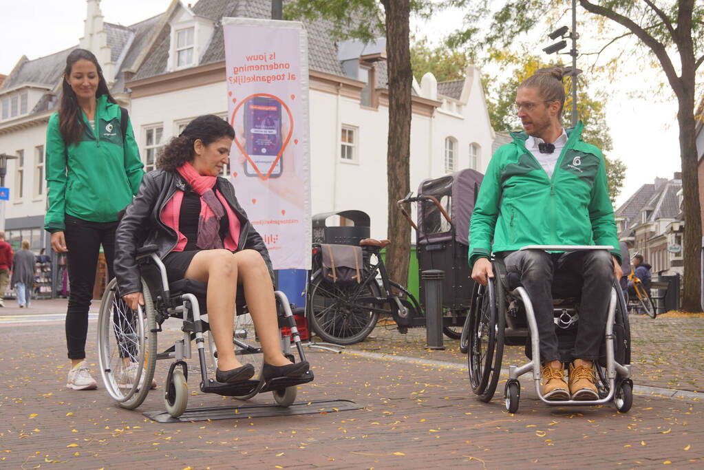 Hindernissen voor mensen met beperking worden zichtbaar in centrum