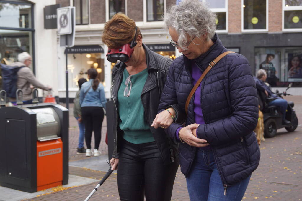 Hindernissen voor mensen met beperking worden zichtbaar in centrum