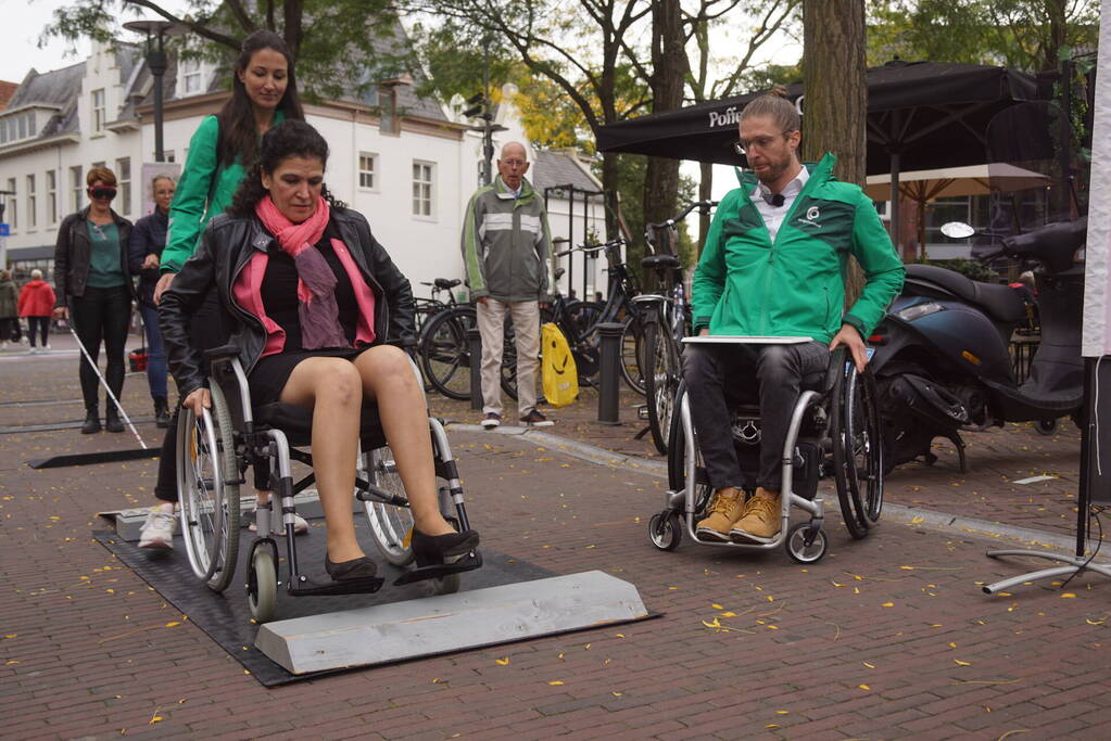 Hindernissen voor mensen met beperking worden zichtbaar in centrum