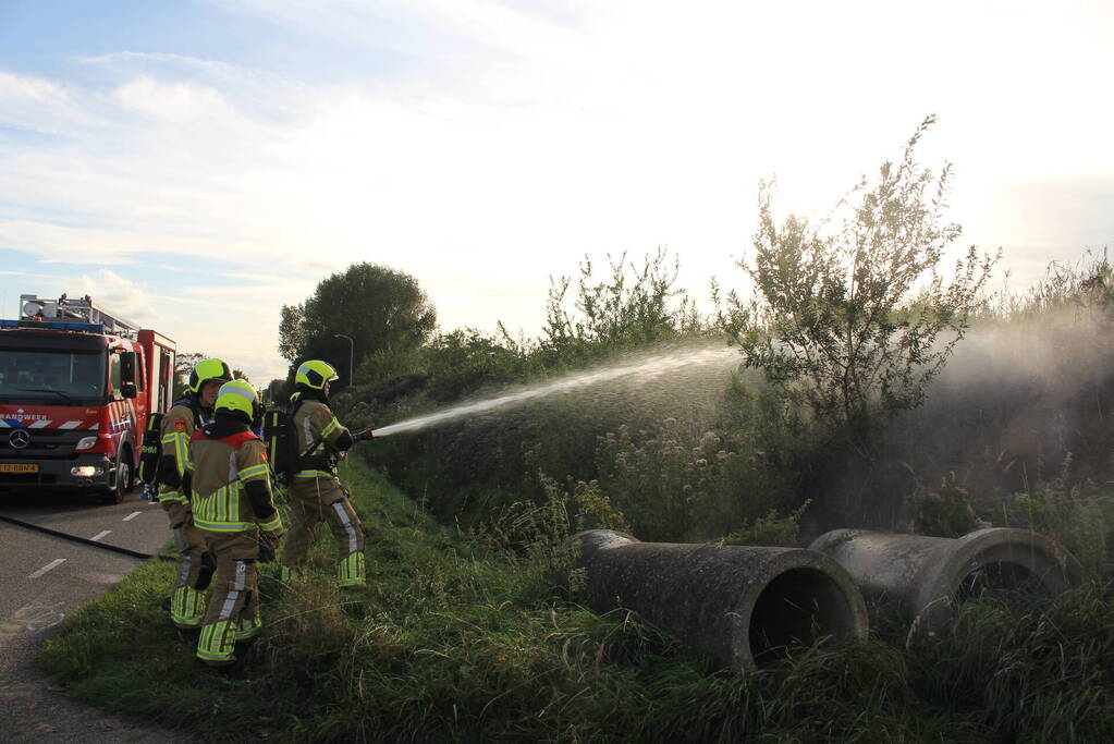 Bermbrand snel onder controle