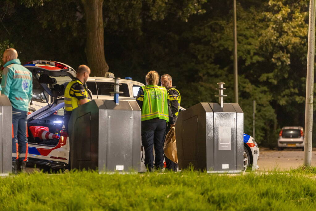 Groot onderzoek naar aantreffen explosieven bij auto en scooter