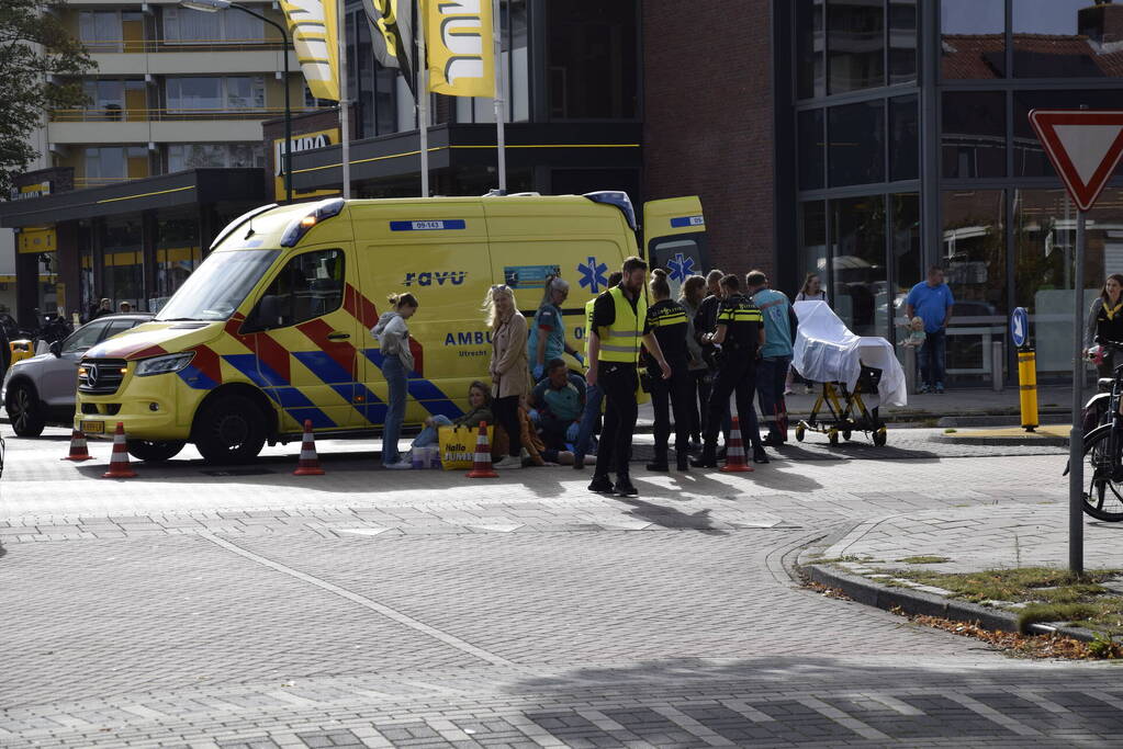 Fietser gewond bij aanrijding met auto