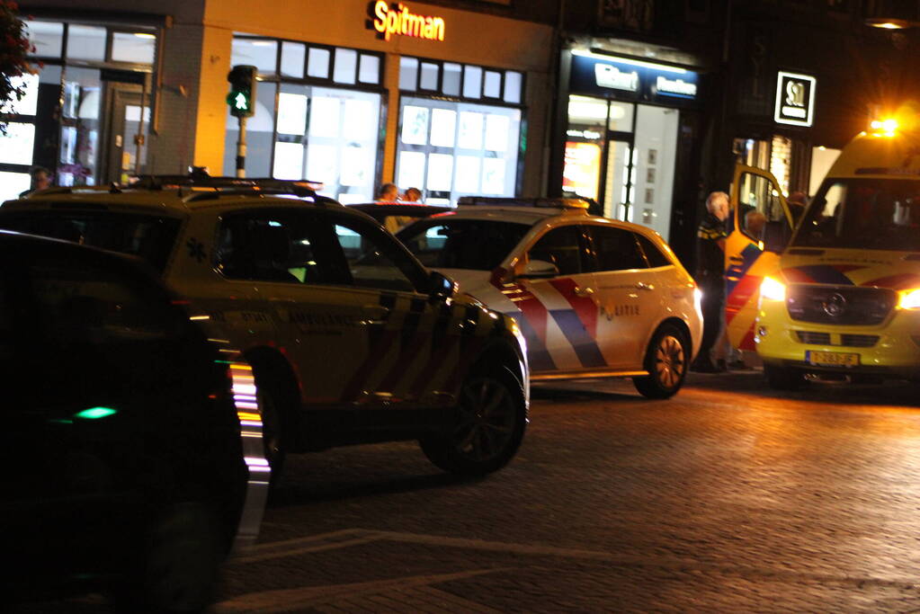 Fietser gewond bij botsing met auto