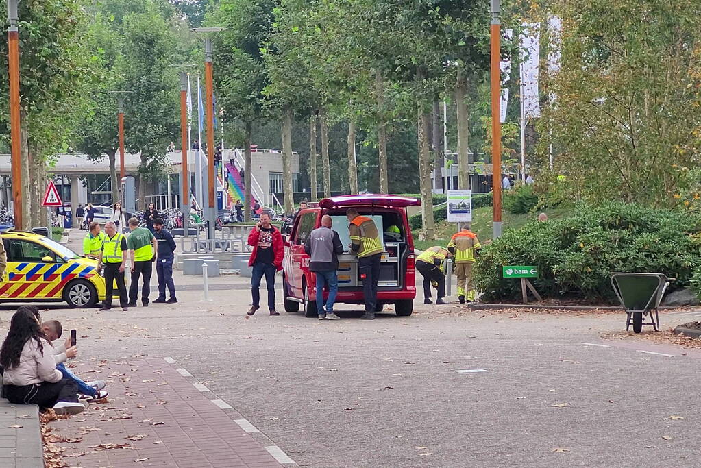 Gebouw universiteit ontruimd door vreemde lucht