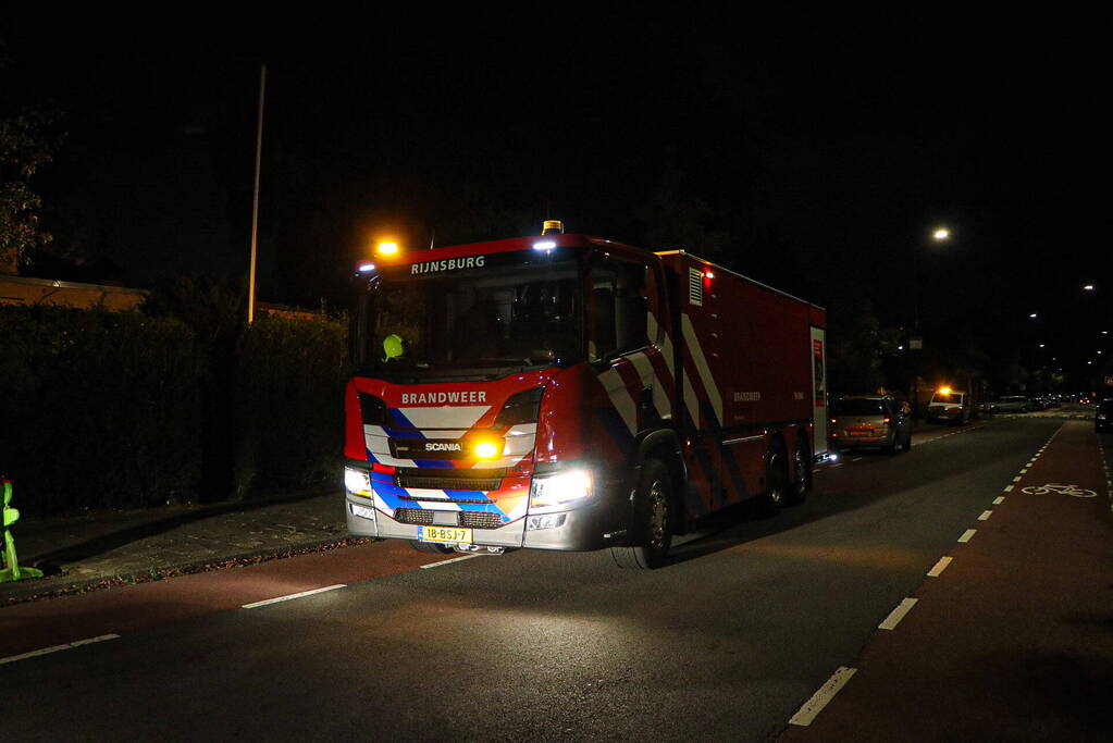 Flinke brand in garage van woning