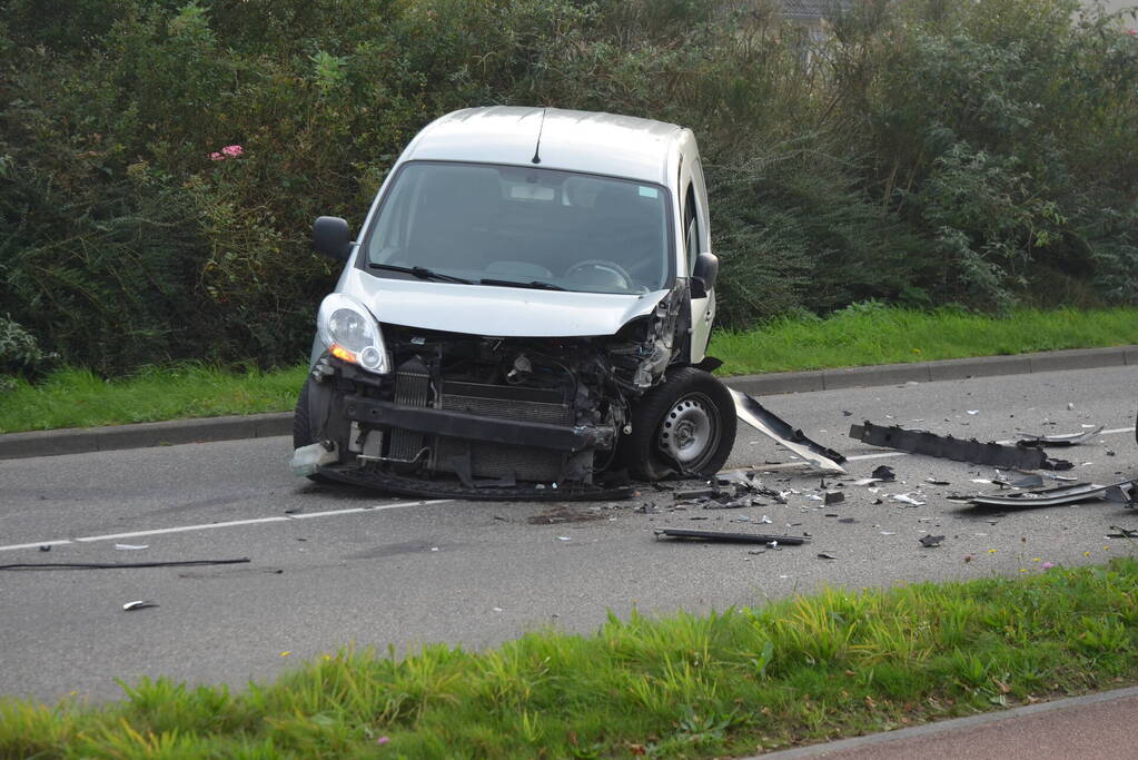 Flinke schade na frontale botsing