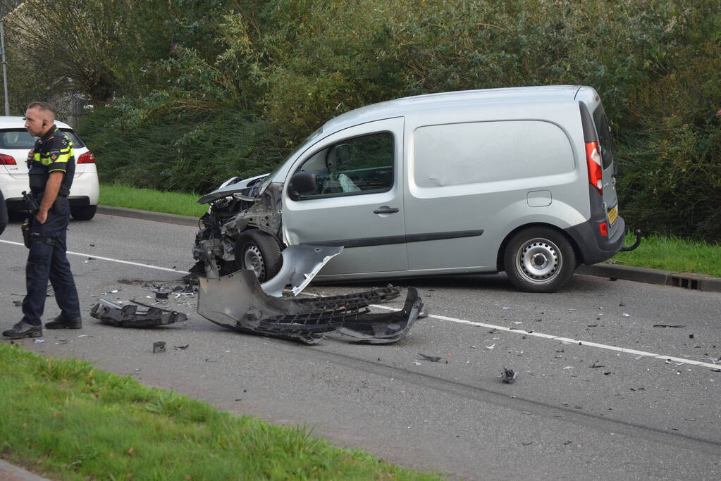 Flinke schade na frontale botsing