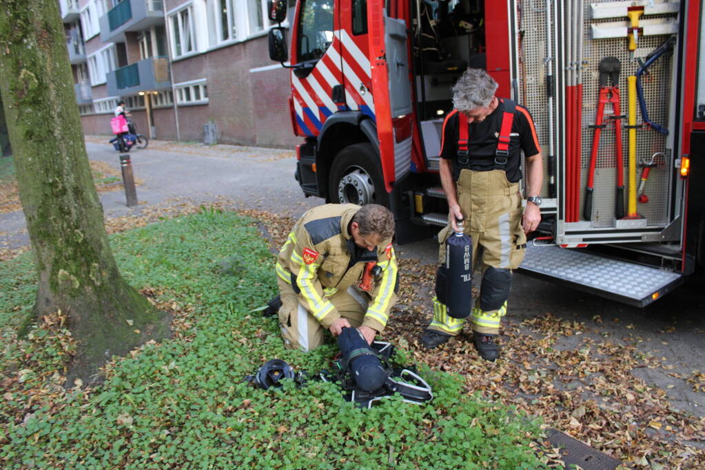 Brand in garagebox onder flatwoning