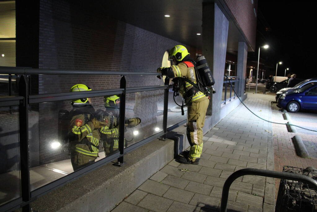 Woningen ontruimd bij brand in parkeergarage