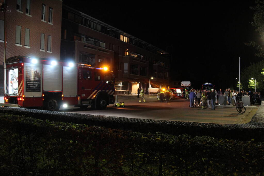 Woningen ontruimd bij brand in parkeergarage