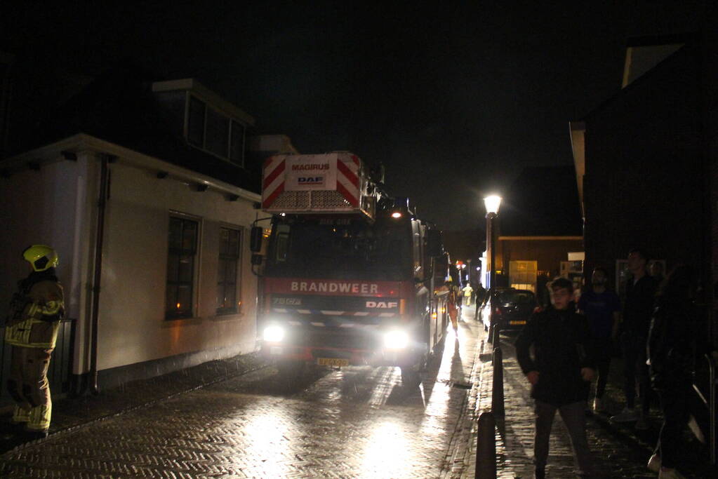 Hevige rookontwikkeling bij brand in woning