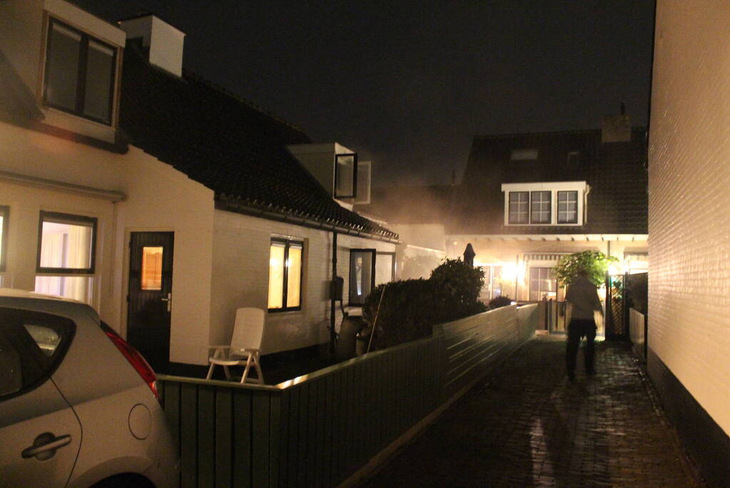 Hevige rookontwikkeling bij brand in woning