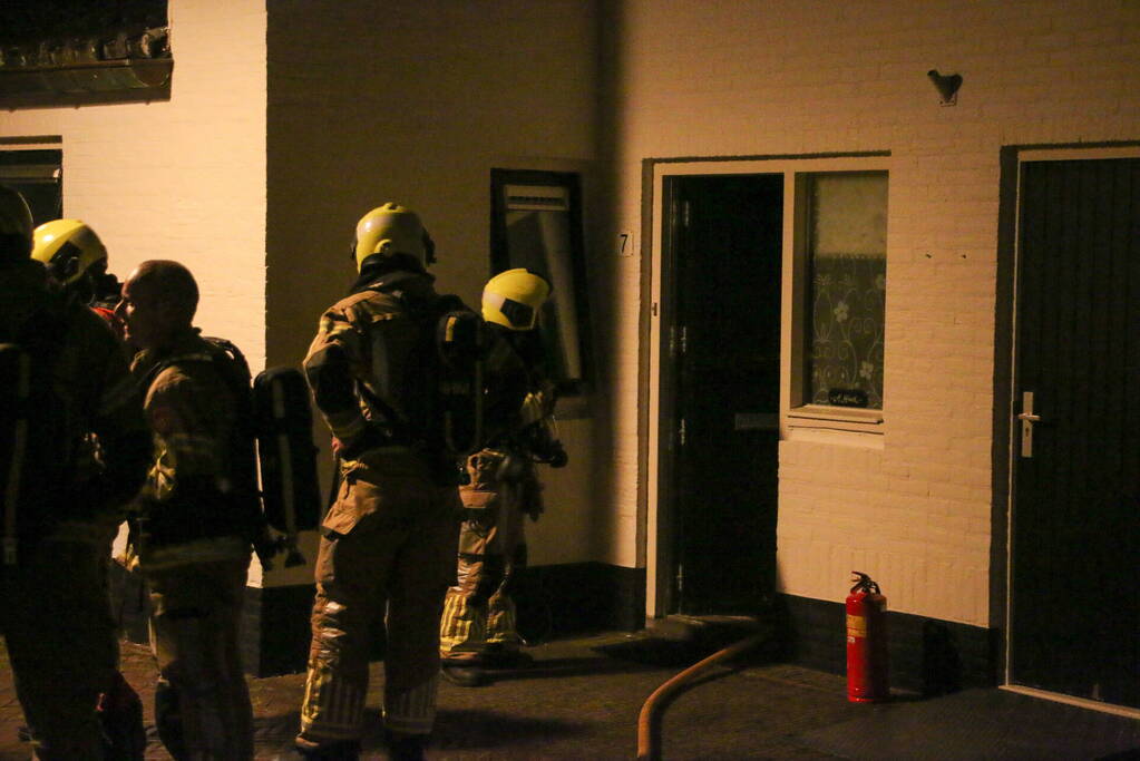 Hevige rookontwikkeling bij brand in woning