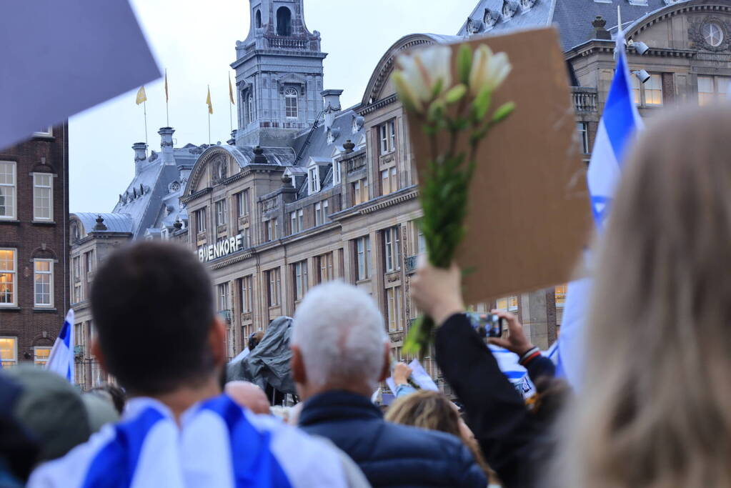 Manifestatie voor Israël druk bezocht