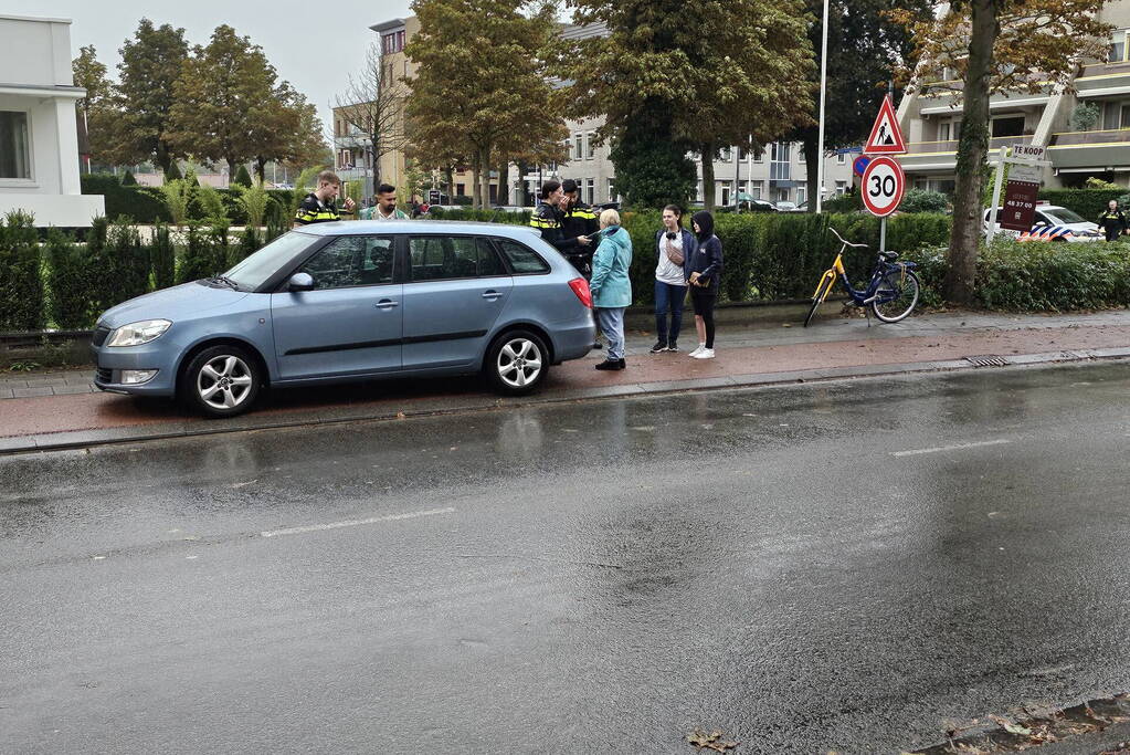 Fietser aangereden door personenauto